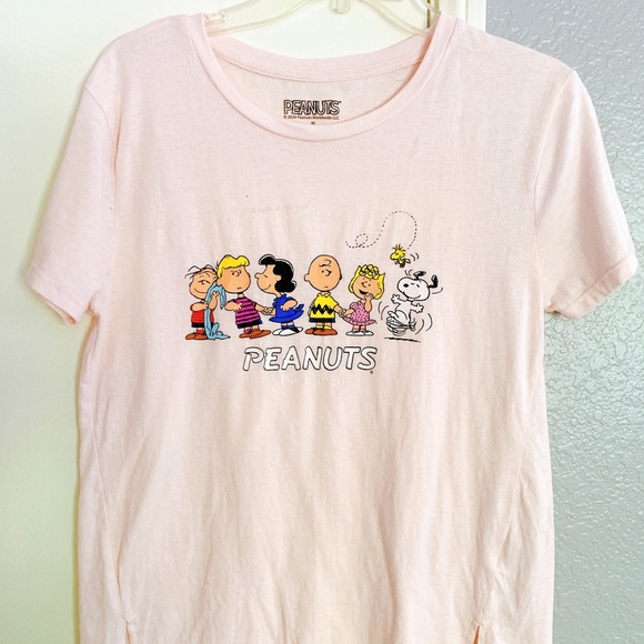 Peanuts / Snoopy & Friends pink tee tshirt top M - Picture 4 of 4